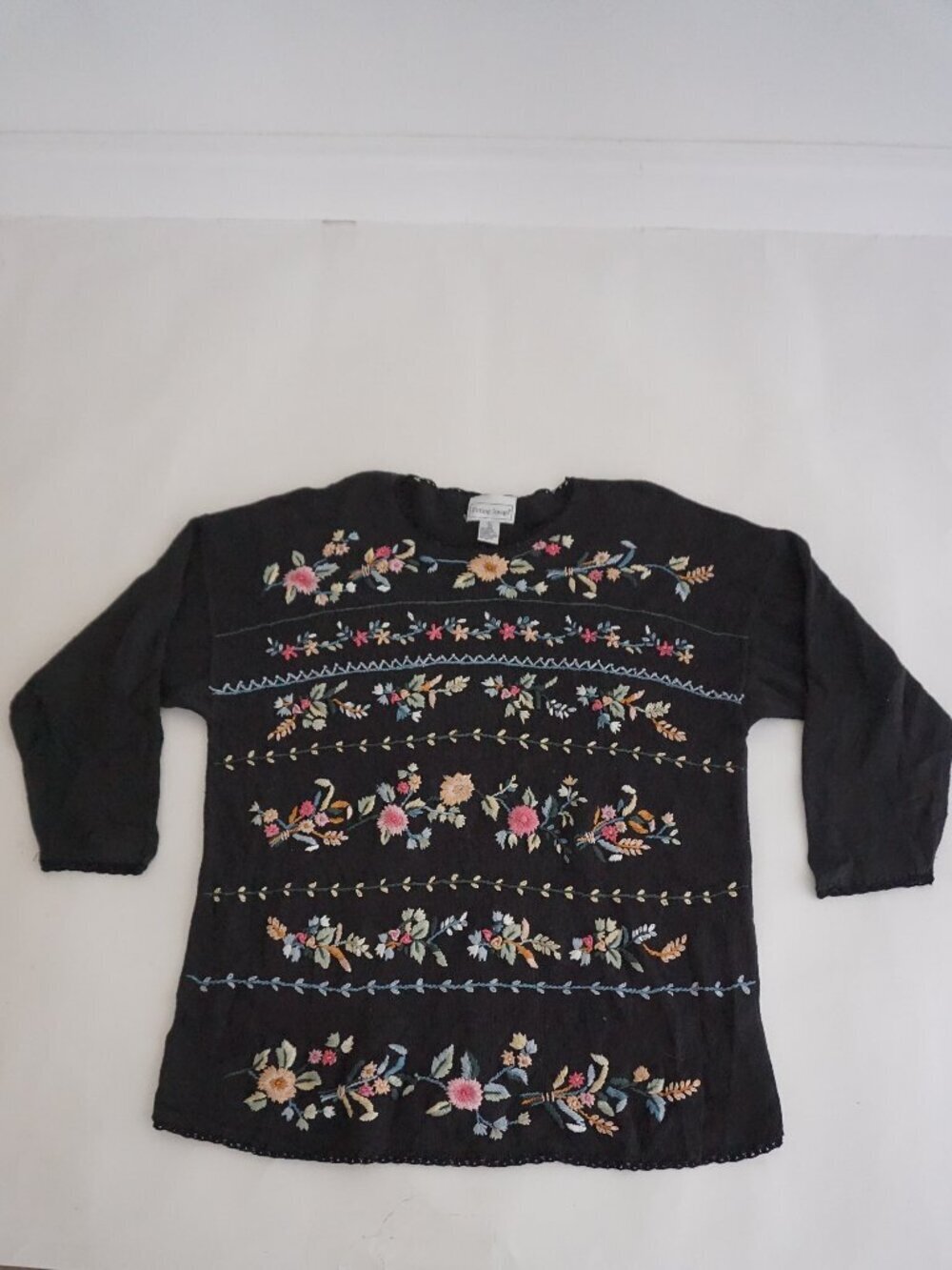 Vintage Fitting Image Black Floral Embroidered Knit Sweater Cottage Garden 26/28